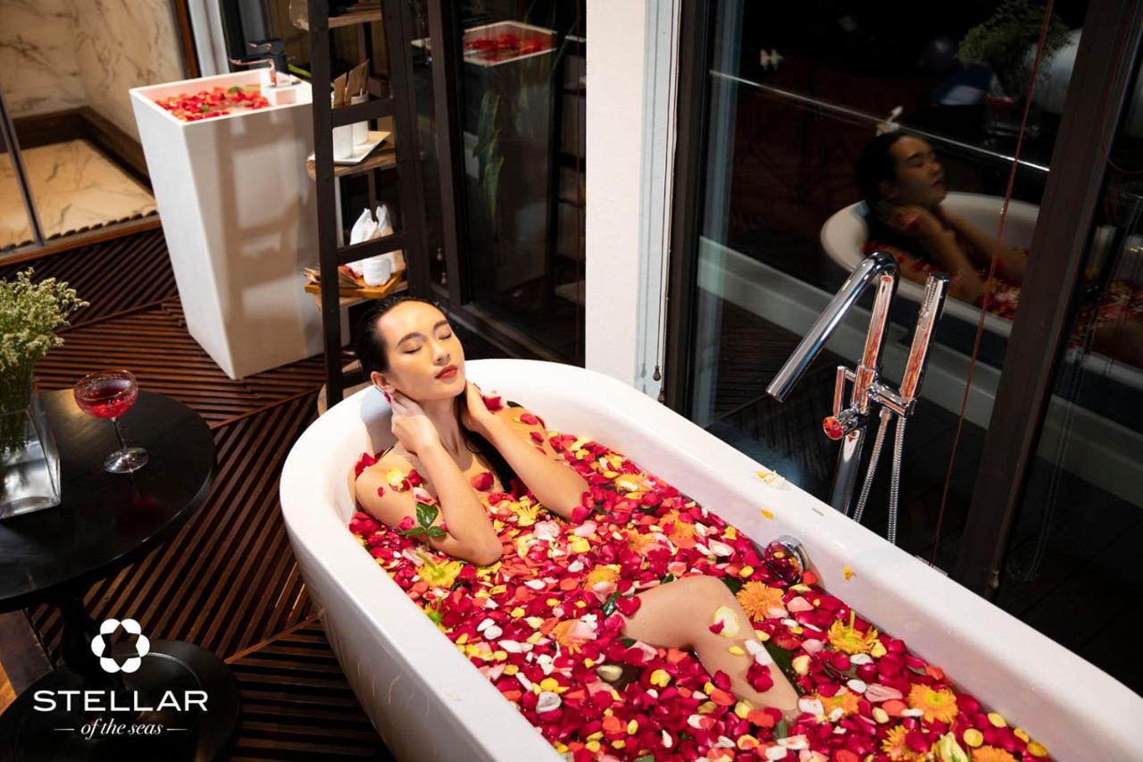 Stellar Of The Seas Cruise Hotel Hạ Long Ngoại thất bức ảnh