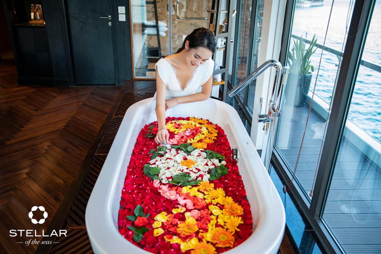 Stellar Of The Seas Cruise Hotel Hạ Long Ngoại thất bức ảnh