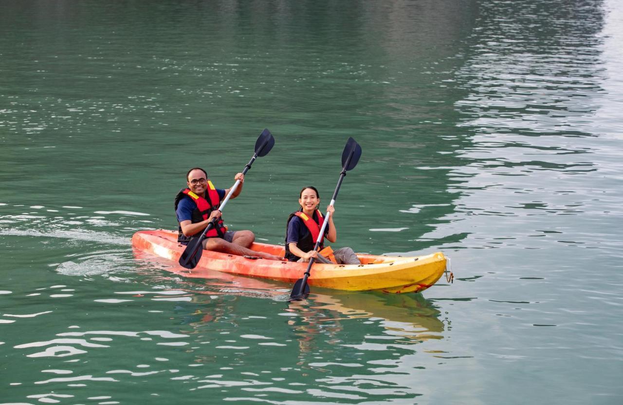 Stellar Of The Seas Cruise Hotel Hạ Long Ngoại thất bức ảnh